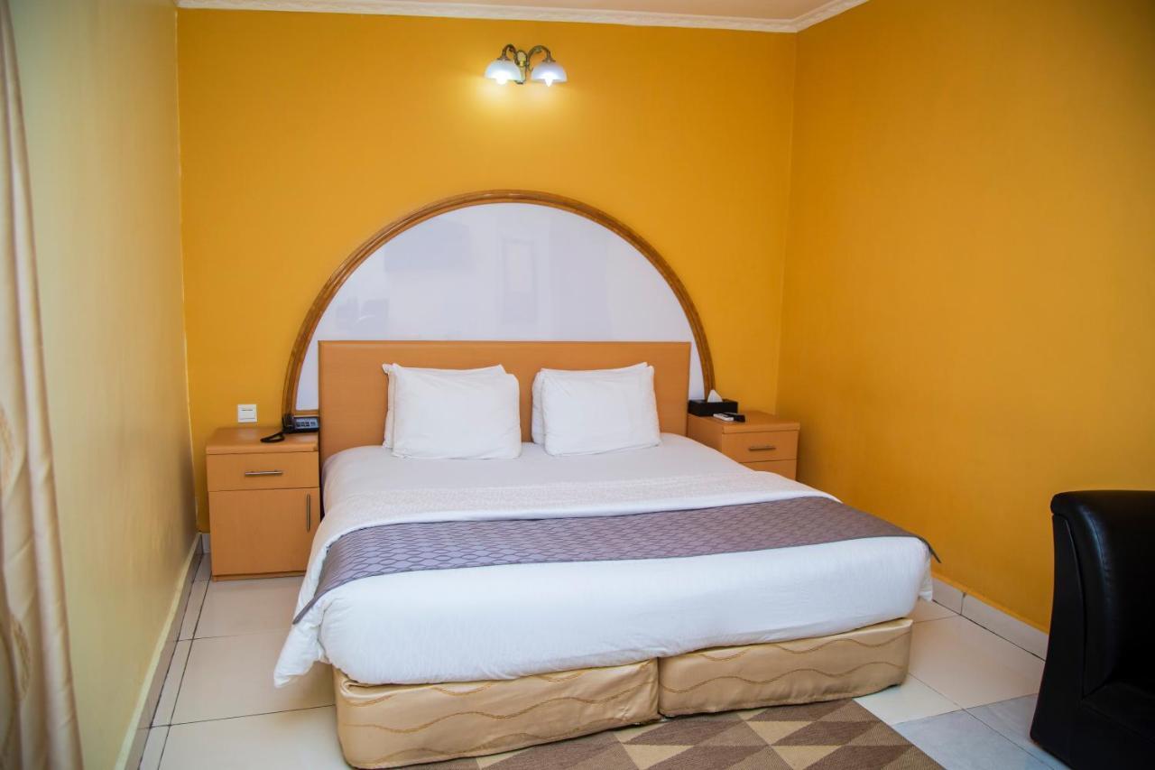 Airside Hotel Accra Buitenkant foto