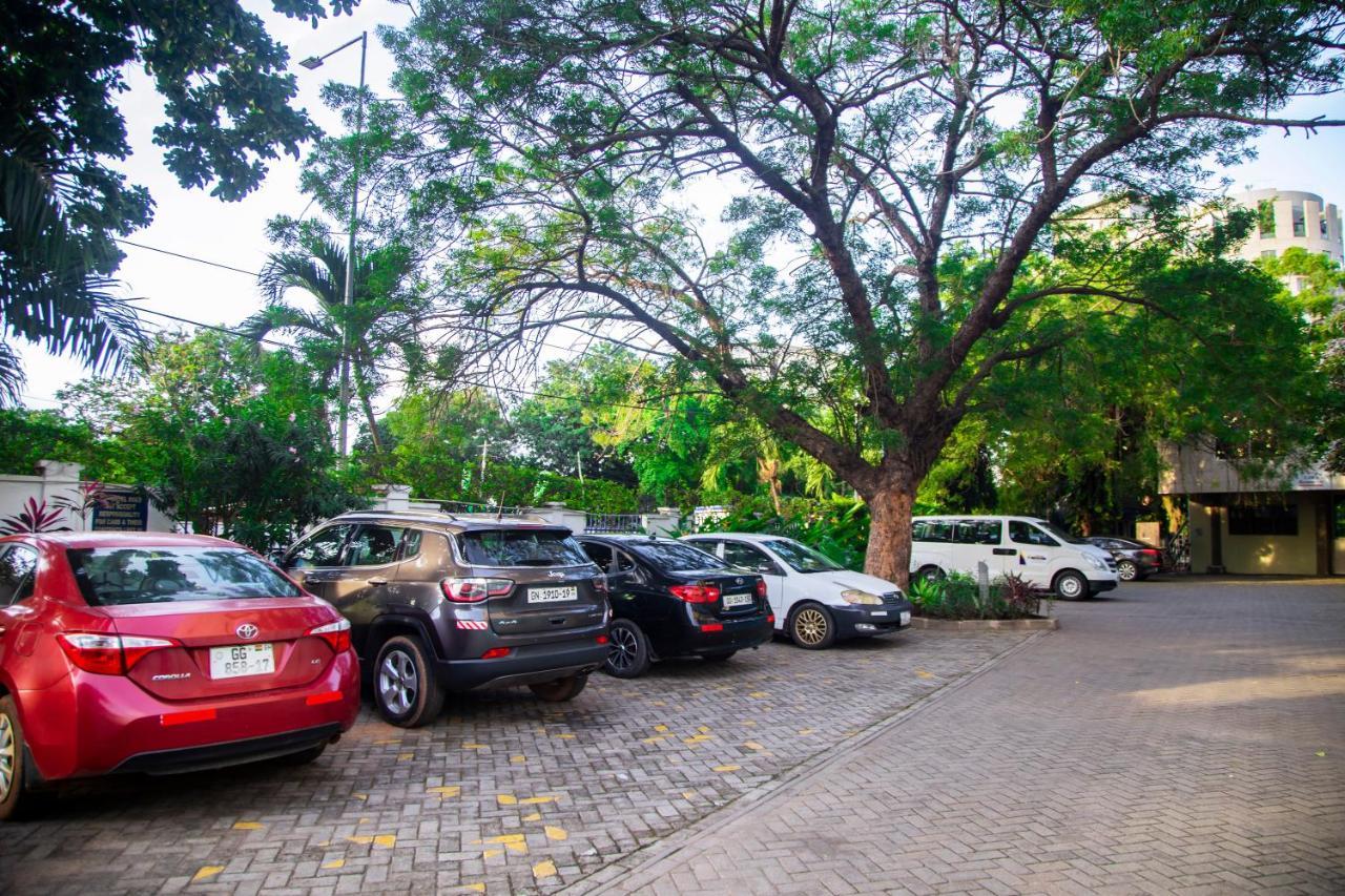 Airside Hotel Accra Buitenkant foto
