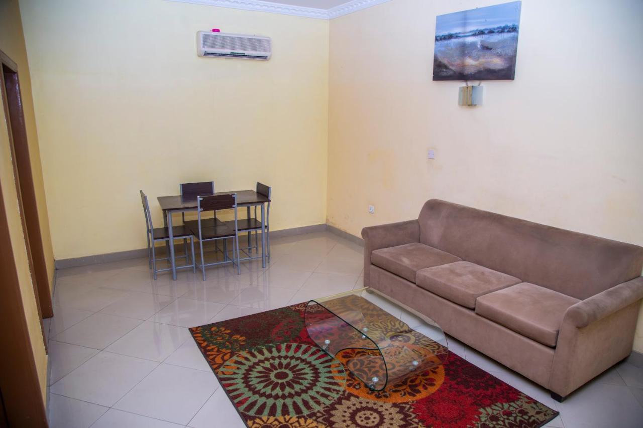 Airside Hotel Accra Buitenkant foto