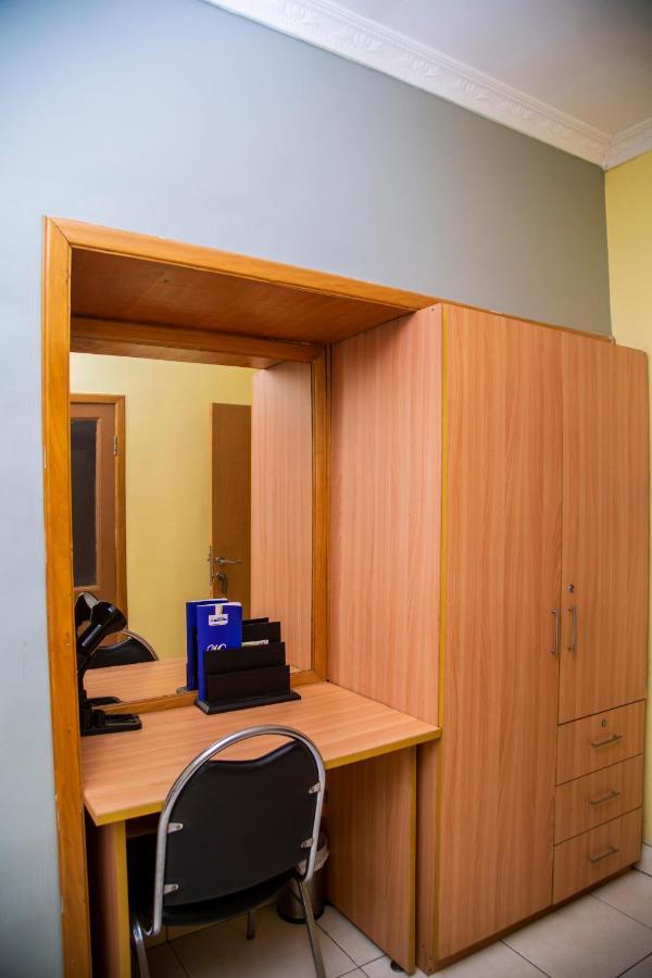 Airside Hotel Accra Buitenkant foto