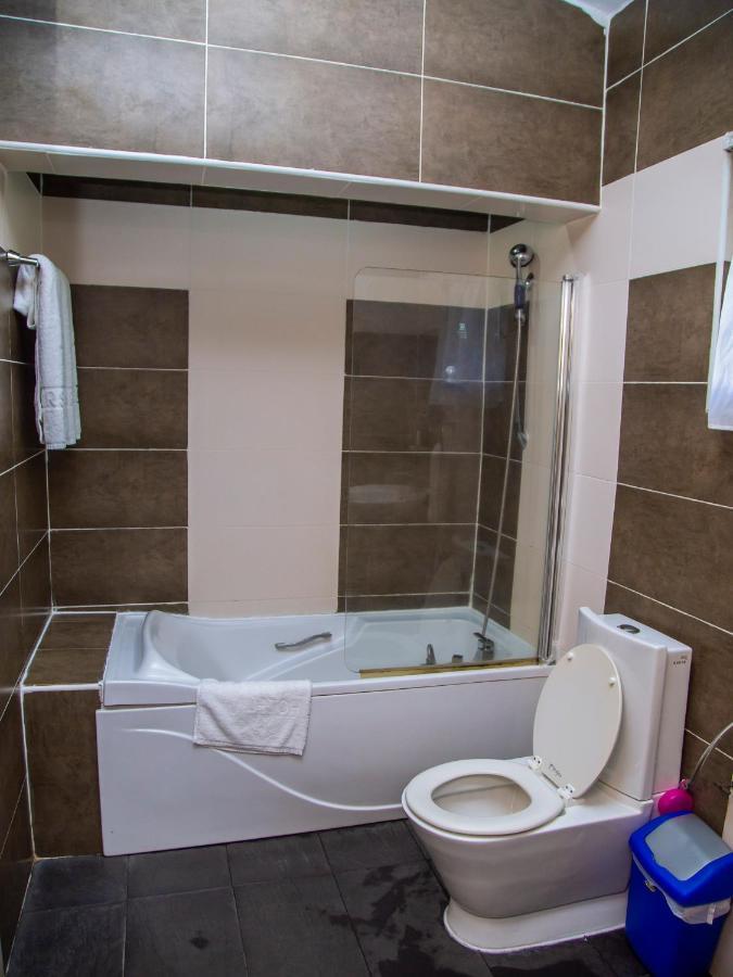 Airside Hotel Accra Buitenkant foto