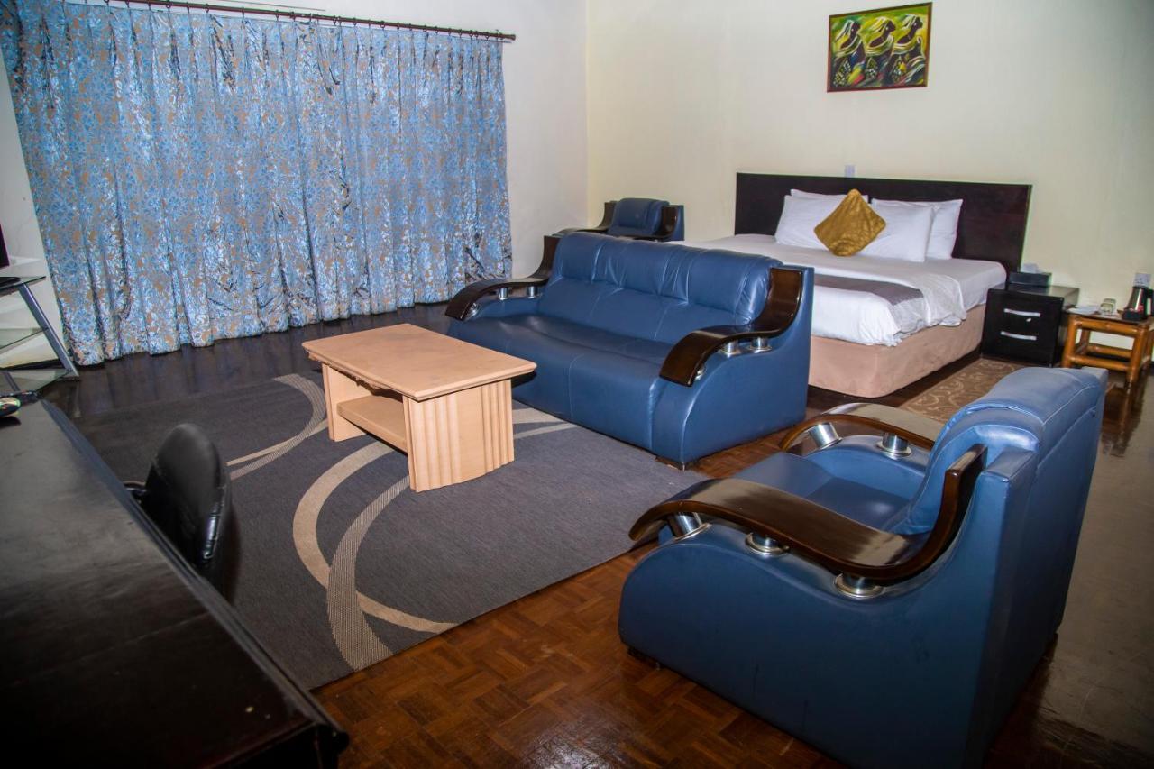 Airside Hotel Accra Buitenkant foto